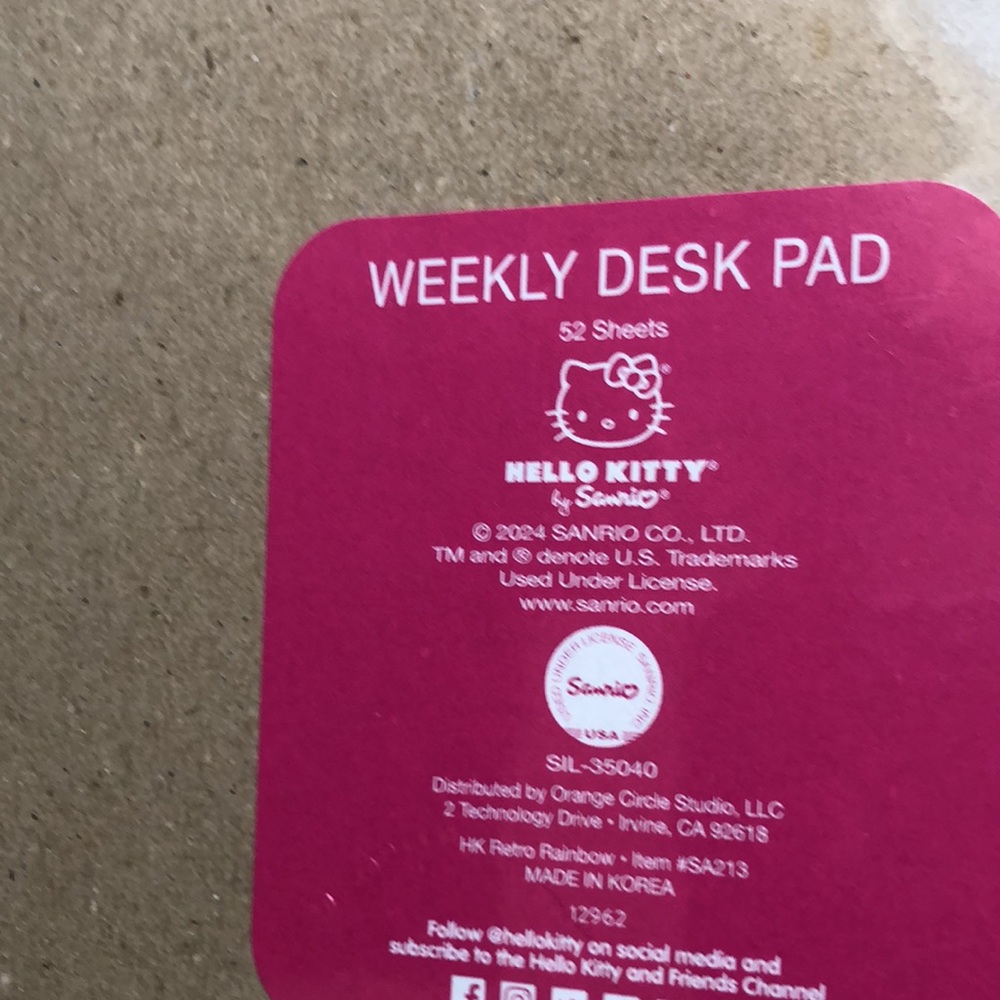 Hello Kitty Weekly Desk Pad - Picture 5 of 5